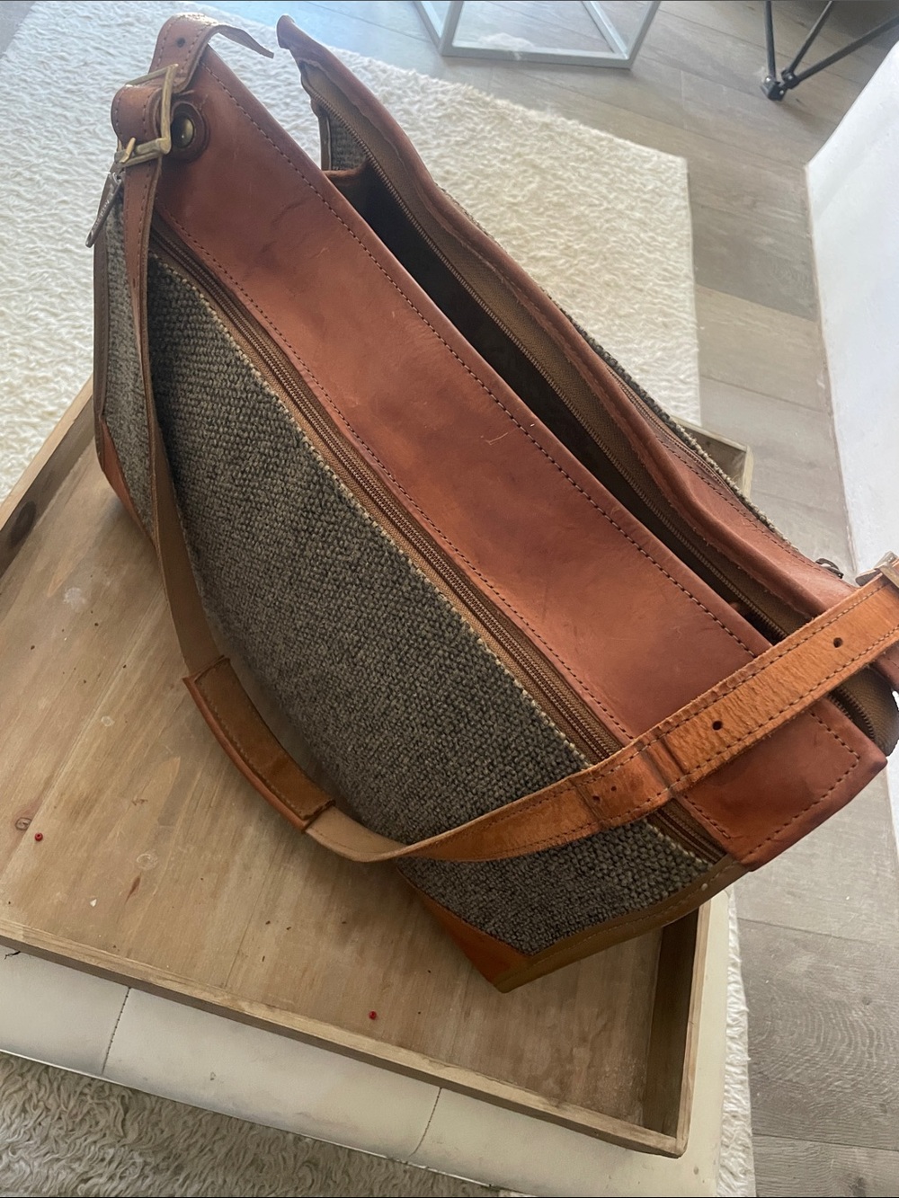 Hartmann Men's Tan Leather & Gray Fabric Messenger Bag -Casual Carry